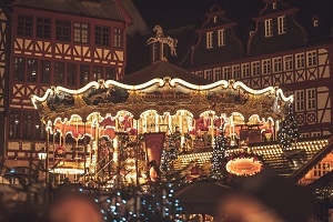 Frankfurter Weihnachtsmarkt - Gassen, Glühwein & Geschichten