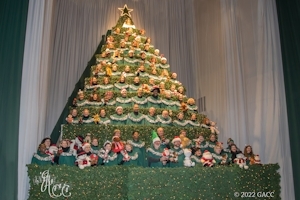The Singing Christmas Tree – Der 7m hohe singende Weihnachtsbaum