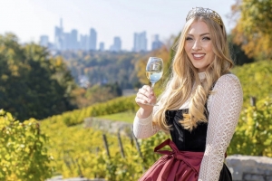 Sharing Plate Wein-Tasting by Weinkönigin Lena Roie - Eine Reise in die erlesene Welt der deutschen Weine