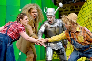 Die Burgfestspiele Bad Vilbel 2024 – „Der Zauberer von Oz“ Musical für alle ab 5 Jahren