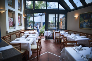 Wein-Schlemmerwochen: Nibelungenschänke – 3-Gänge-Menü 59 €