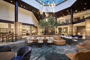 Herbst-Schlemmerwochen: Main Tapas Lounge im The Westin Grand Frankfurt – 3-Gänge-Menü 59 €